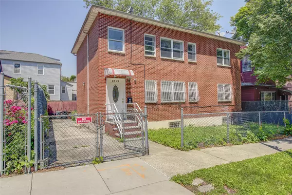 39-32 54th ST, Woodside, NY 11377