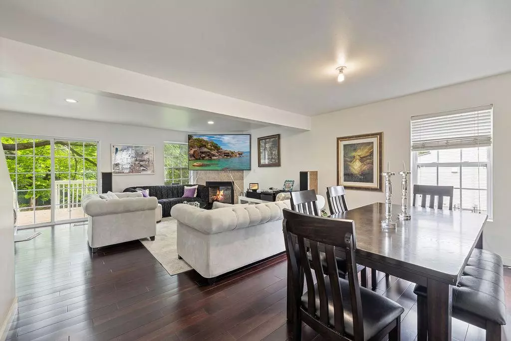 New City, NY 10956,19 Lombardi DR