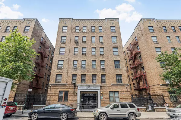 2187 Holland AVE #2J, Bronx, NY 10462