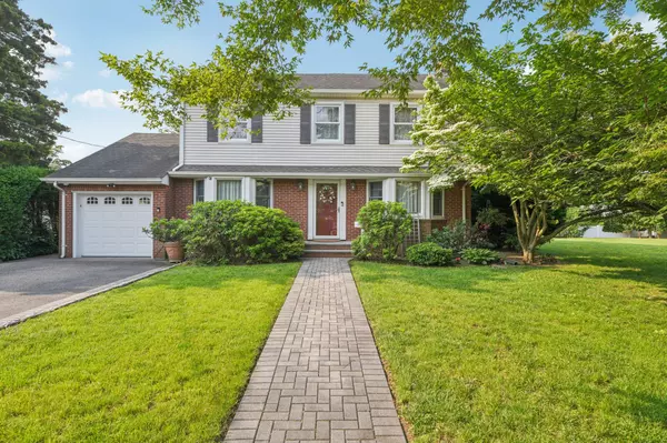 East Williston, NY 11596,54 Ogden AVE