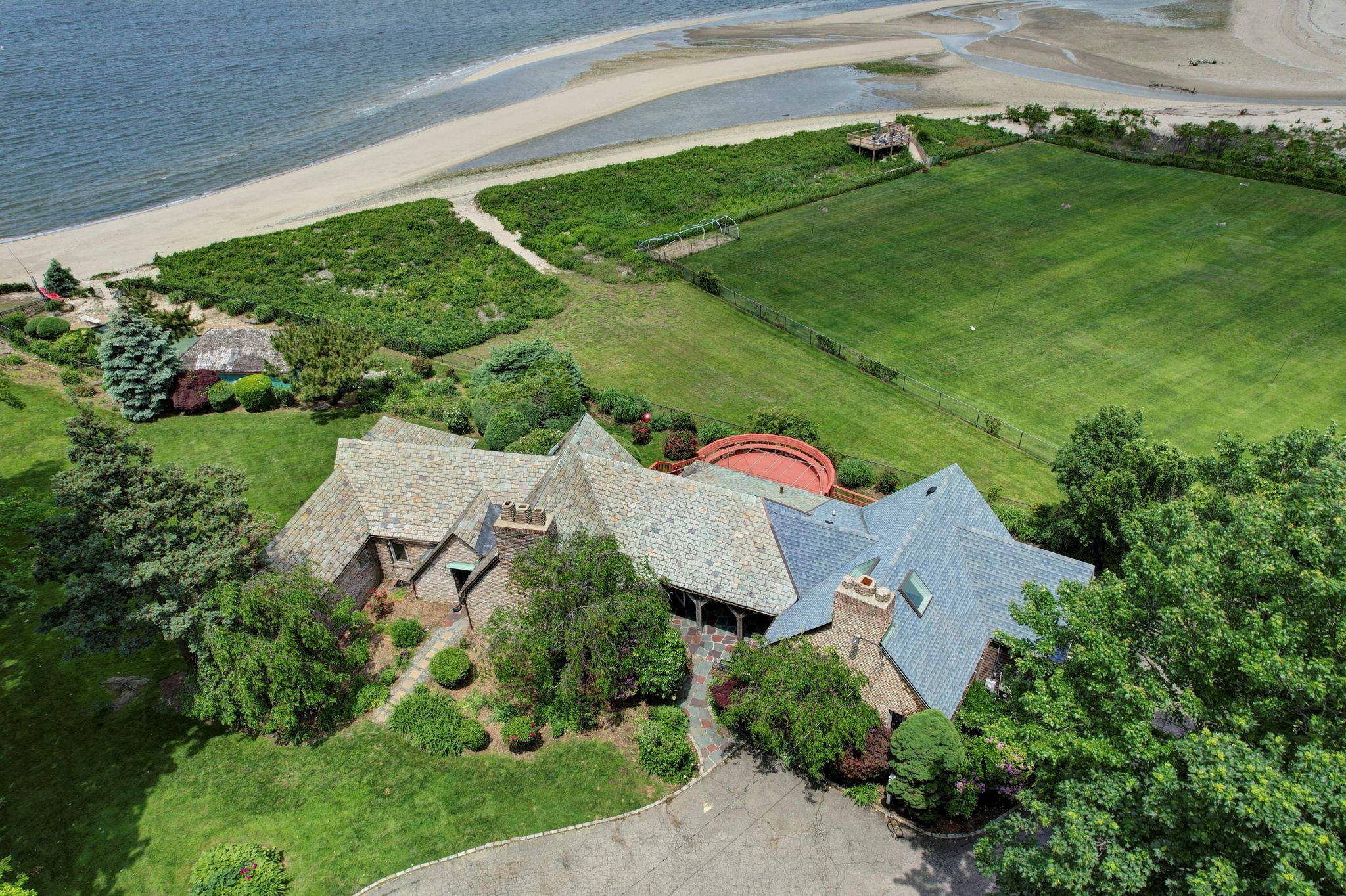 69 Cornwells Beach, Sands Point, NY 11050