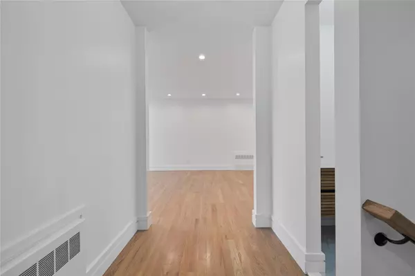 Monsey, NY 10952,244 Blauvelt RD #213
