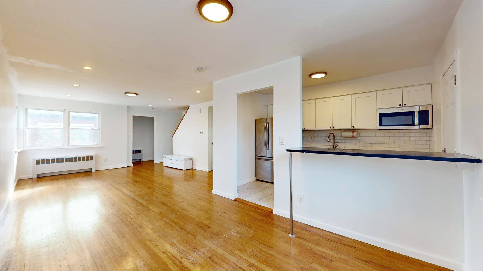 Yonkers, NY 10703,37 Waring PL