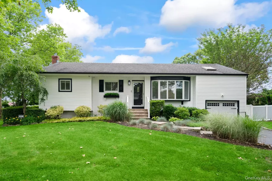 1016 Westminster AVE, Dix Hills, NY 11746