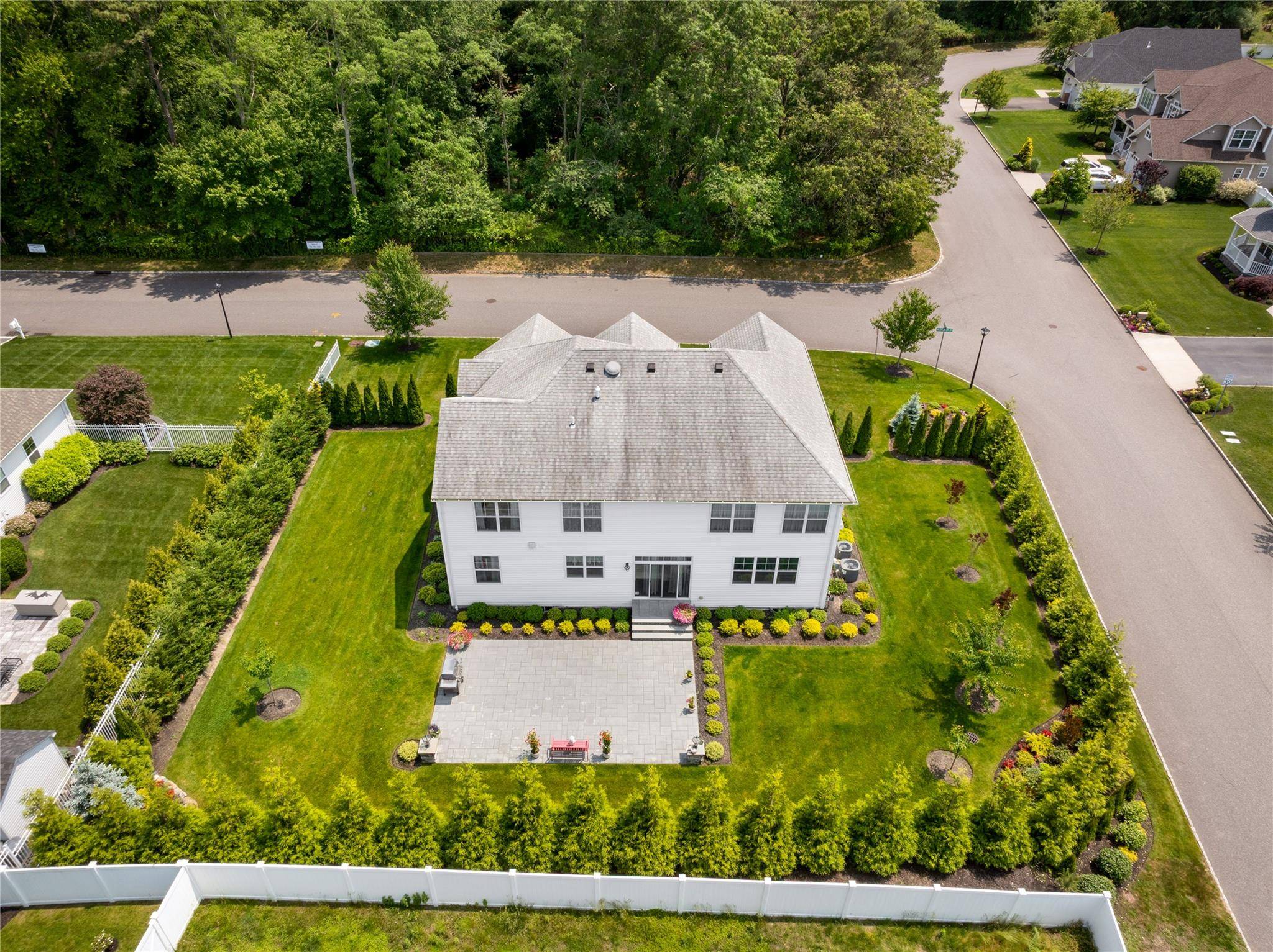 Ridge, NY 11961,50 Wildflower DR