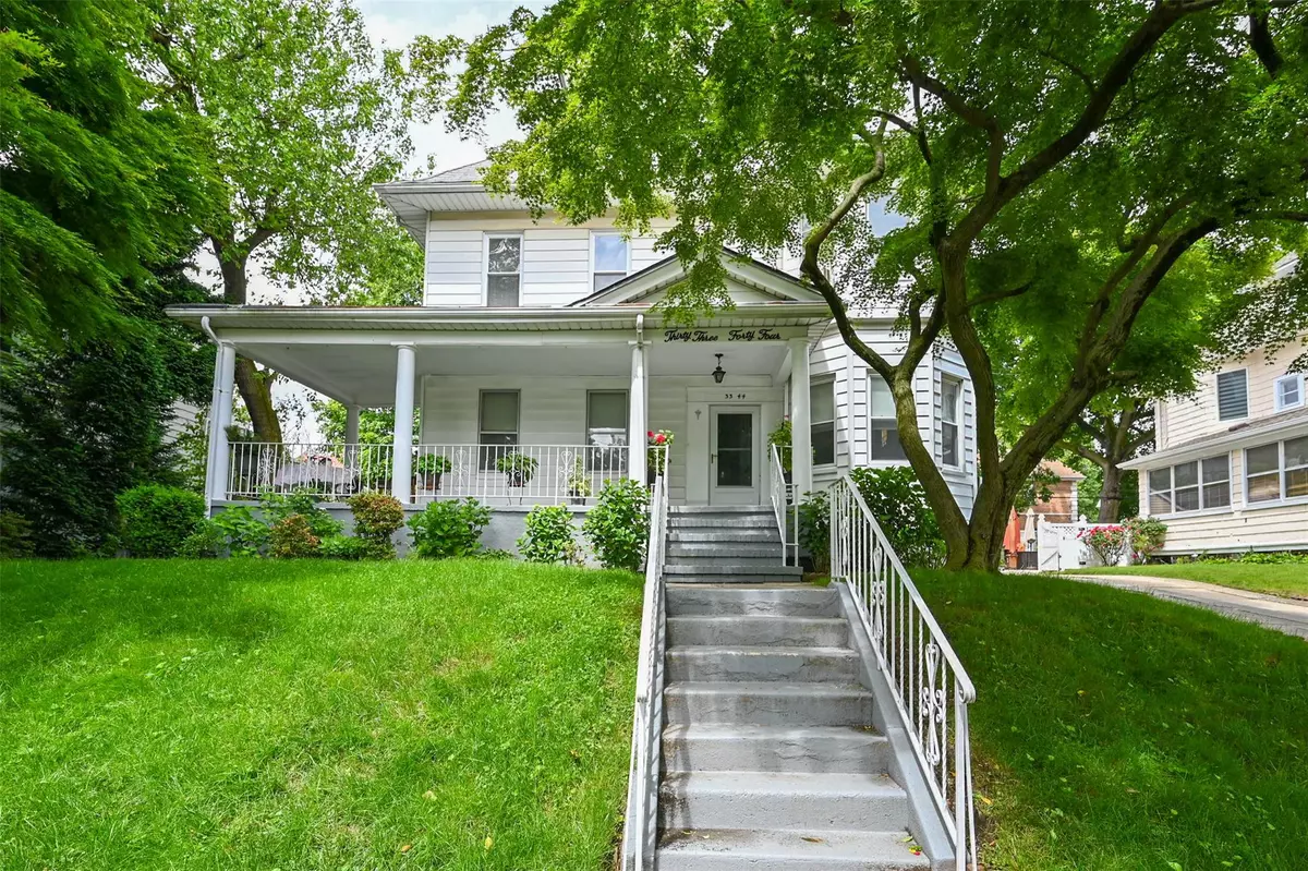 Flushing, NY 11358,33-44 159 ST