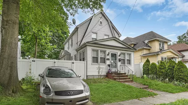Saint Albans, NY 11412,104-28 201 ST