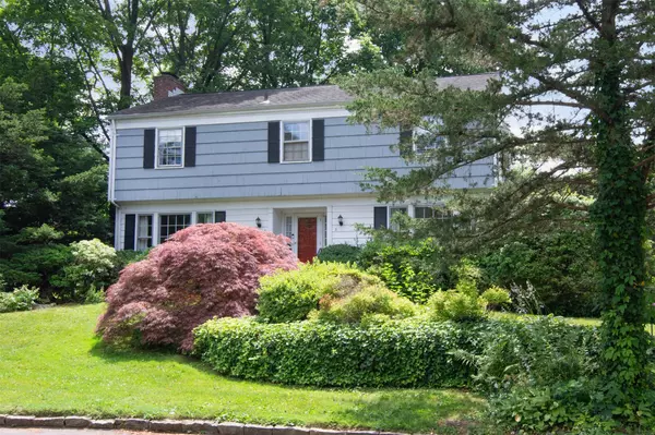 White Plains, NY 10605,3 Little LN