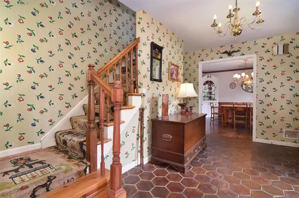 White Plains, NY 10605,3 Little LN