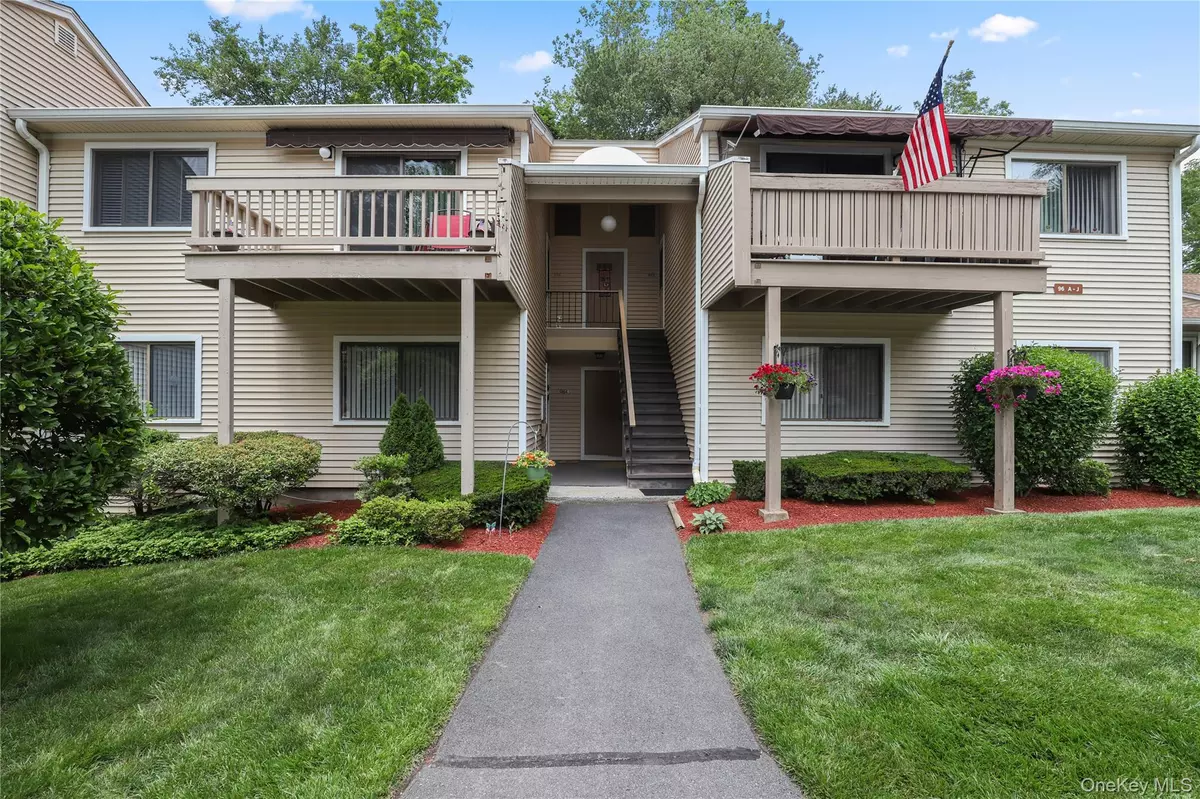 Yorktown Heights, NY 10598,96 Molly Pitcher LN #H