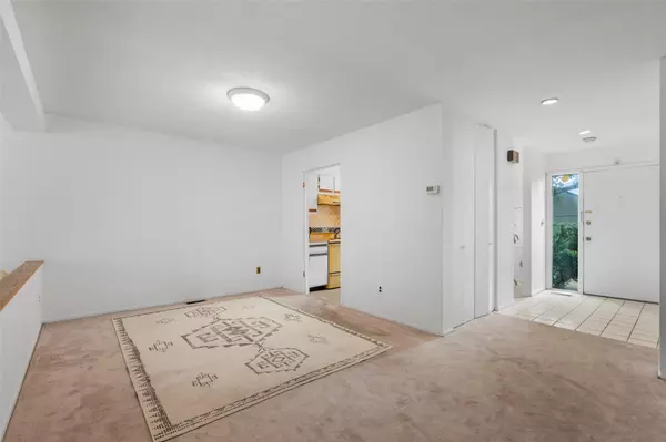 Larchmont, NY 10538,33 Pine Ridge RD
