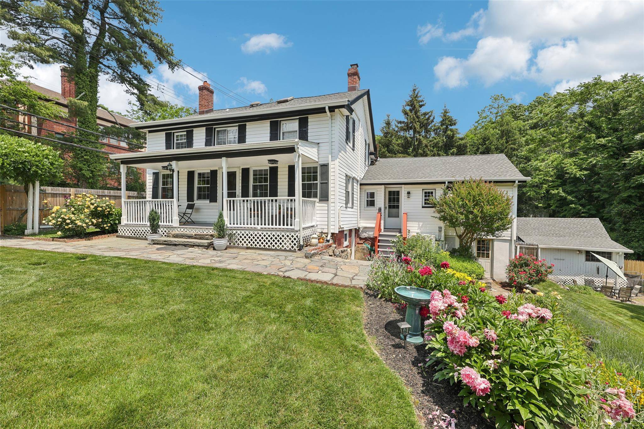 22 N Washington AVE, Hartsdale, NY 10530