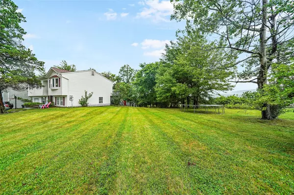 Highland Mills, NY 10930,7 Tufts LN