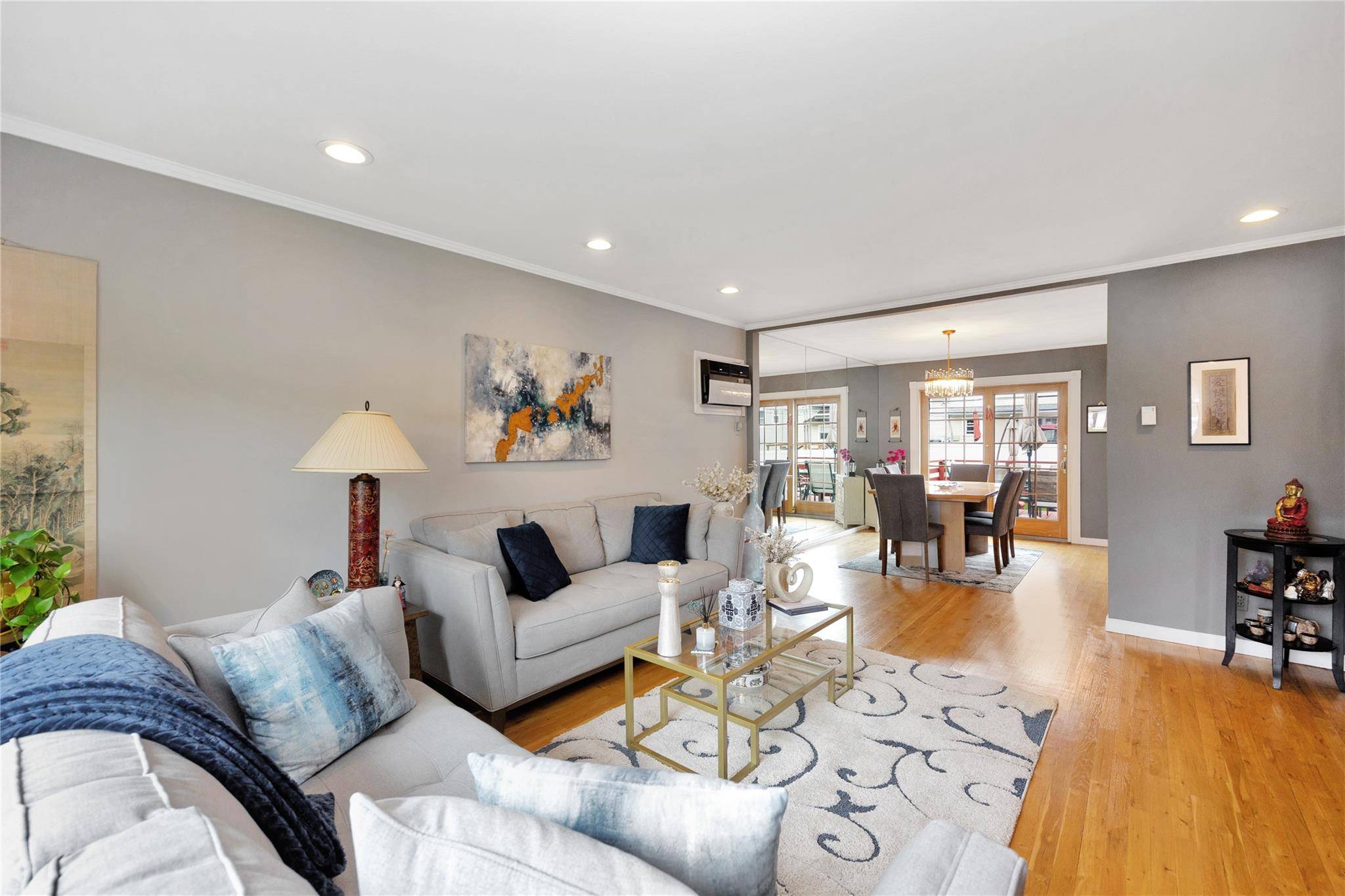 Massapequa, NY 11758,5 Hampton RD