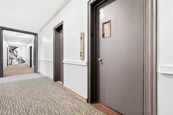 New Rochelle, NY 10804,43 Calton RD #2J