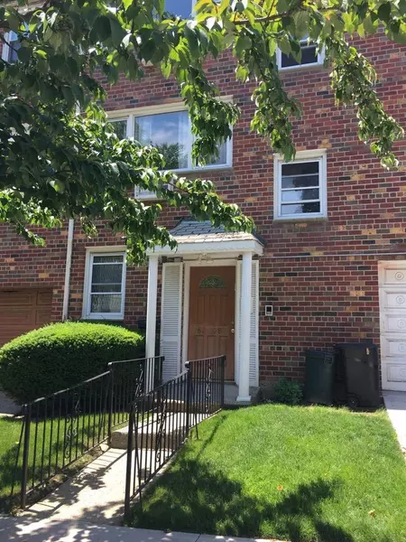 8208 Brevoort ST, Kew Gardens, NY 11415