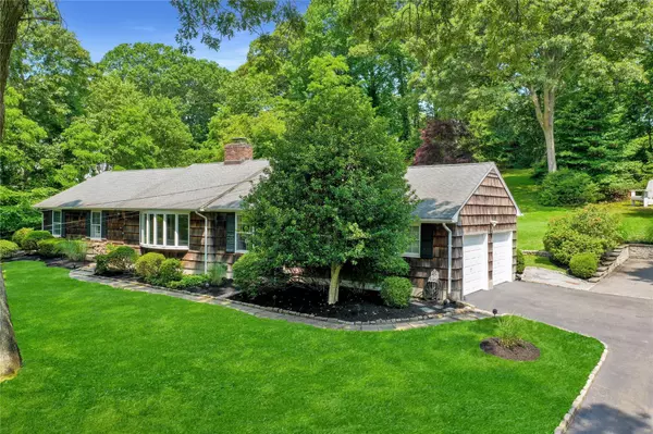 Stony Brook, NY 11790,3 Night Heron DR