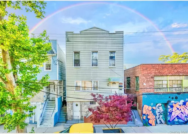 5883 57th RD, Maspeth, NY 11378