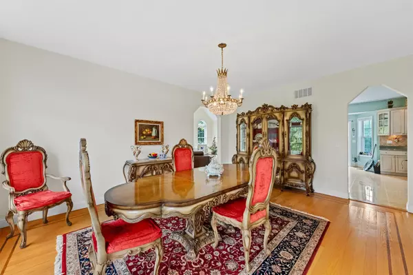 Chester, NY 10918,20 Goshen RD