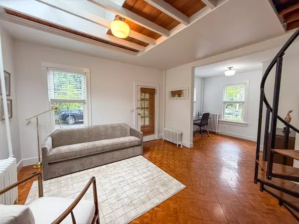 Sea Cliff, NY 11579,27 12th AVE