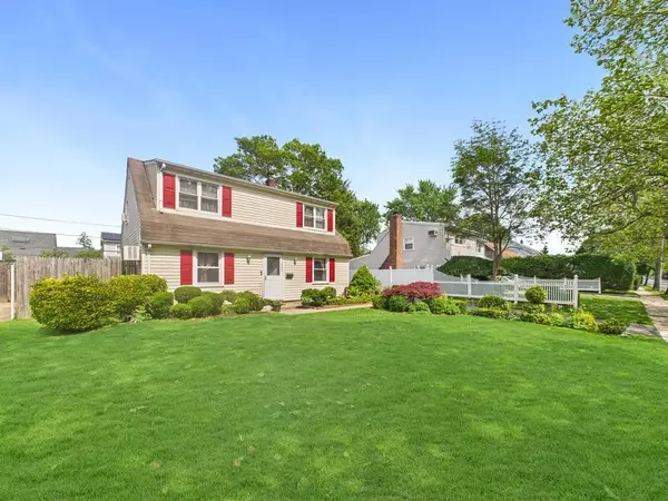 Levittown, NY 11756,335 Loring RD