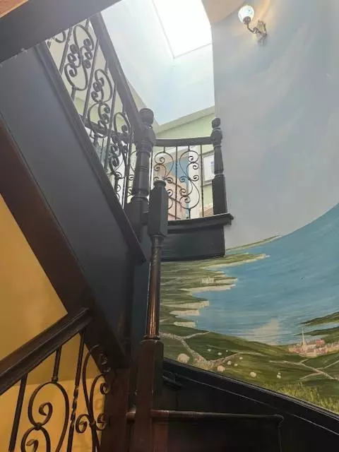 Brightwaters, NY 11718,268 Windsor AVE