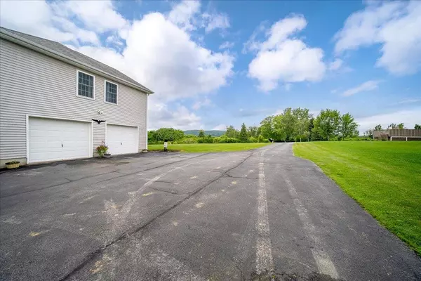 Milton, NY 12547,5 Sunrise DR