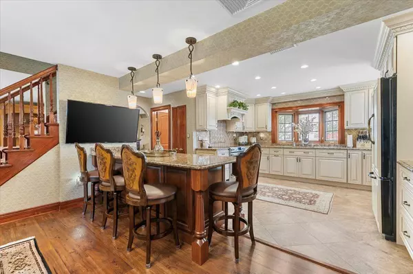 Levittown, NY 11756,105 Sunrise LN