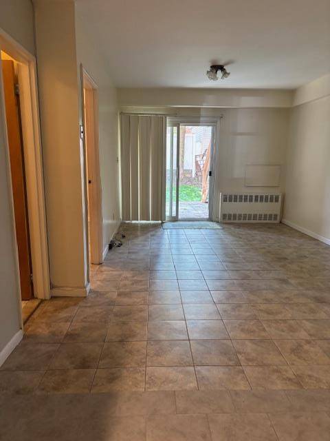 Bellerose, NY 11426,92-08 242 ST