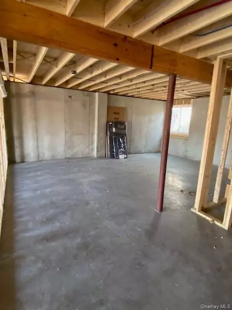 Florida, NY 10921,466 Wheeler RD