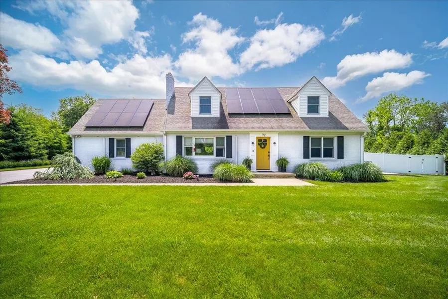 72 Maple AVE, Fishkill, NY 12524