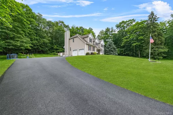 Wallkill, NY 12589,2 Southeast CT