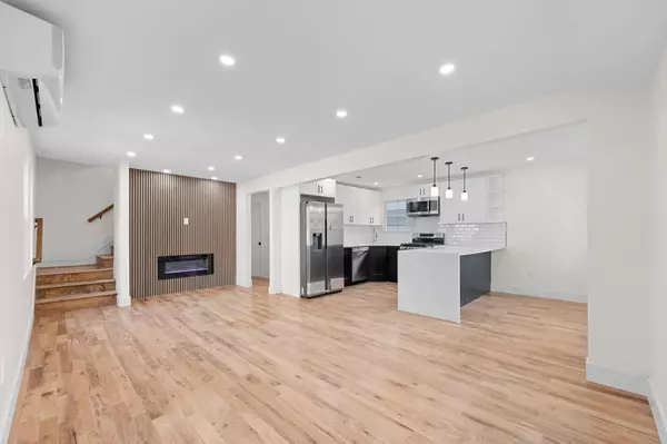 Springfield Gardens, NY 11413,12320 Milburn ST