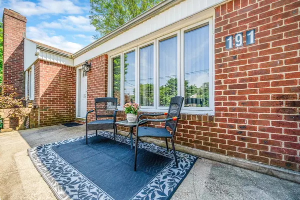 East Northport, NY 11731,191 Laurel RD