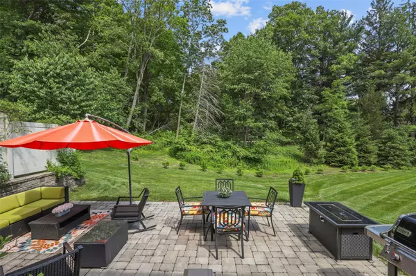 Cortlandt Manor, NY 10567,8 Langeloth DR