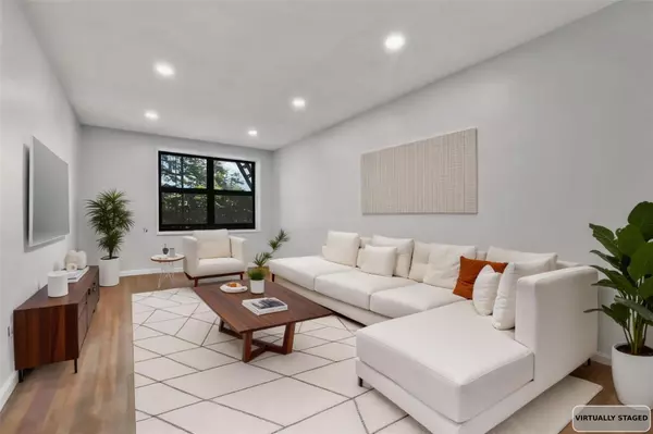 25-11 Union ST #2/A, Flushing, NY 11354