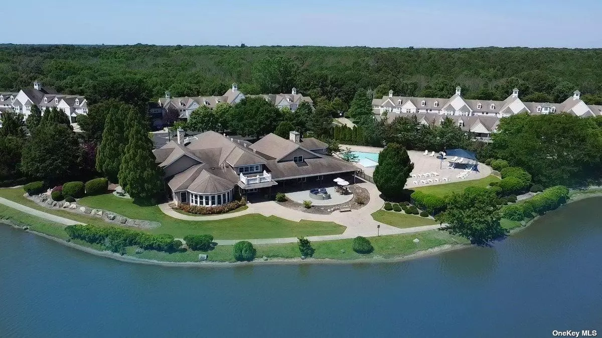 East Moriches, NY 11940,Address not disclosed