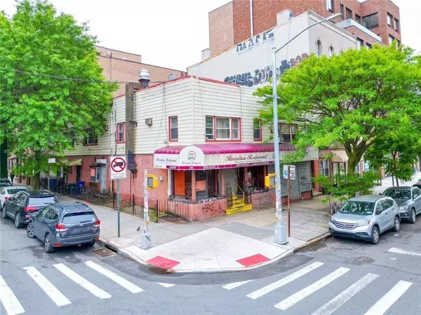 Brooklyn, NY 11211,452-454 Graham AVE