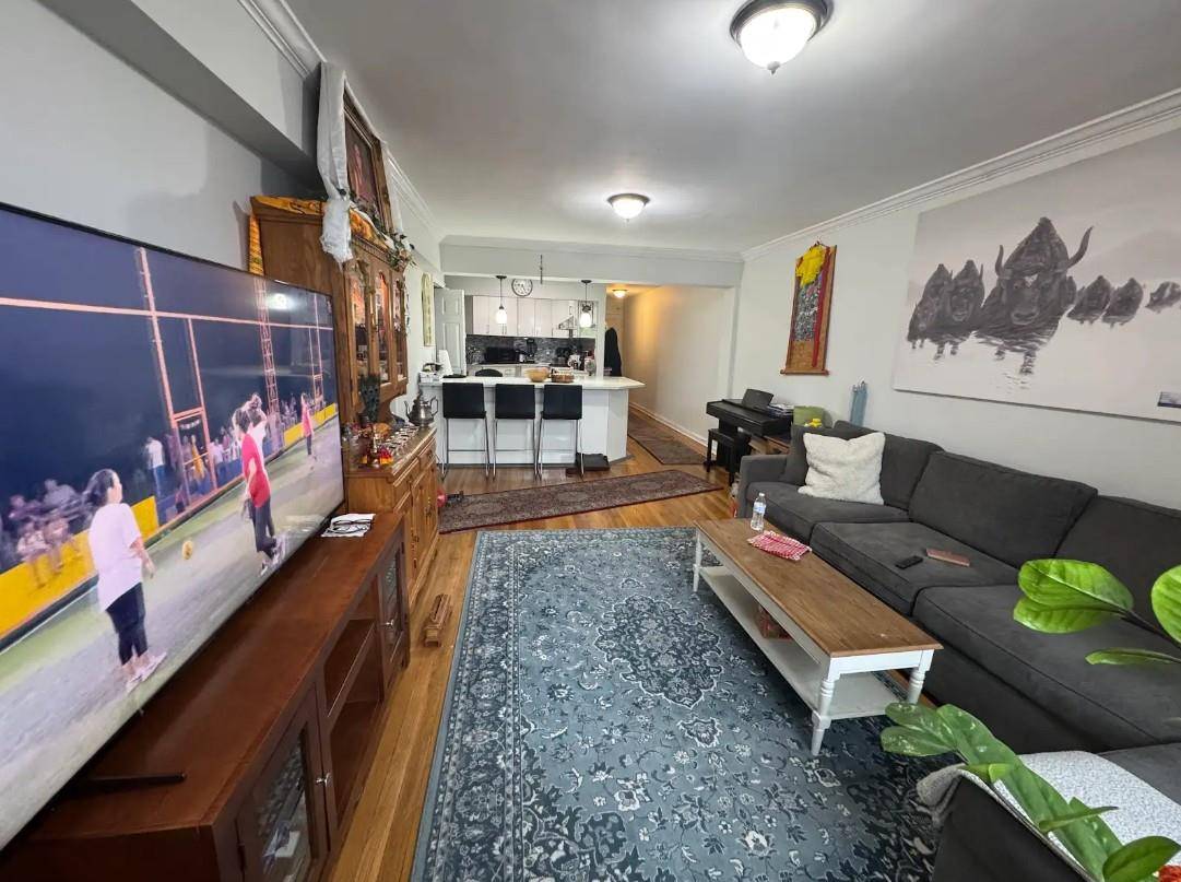 Forest Hills, NY 11375,65-39 108 ST #E6