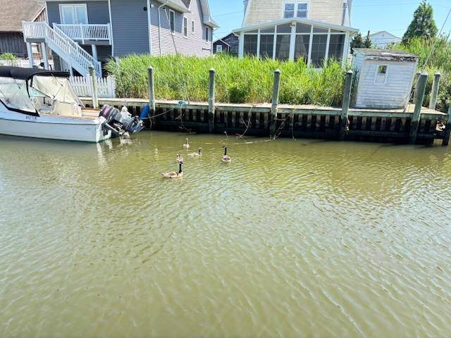 Amityville, NY 11701,48 New Point PL