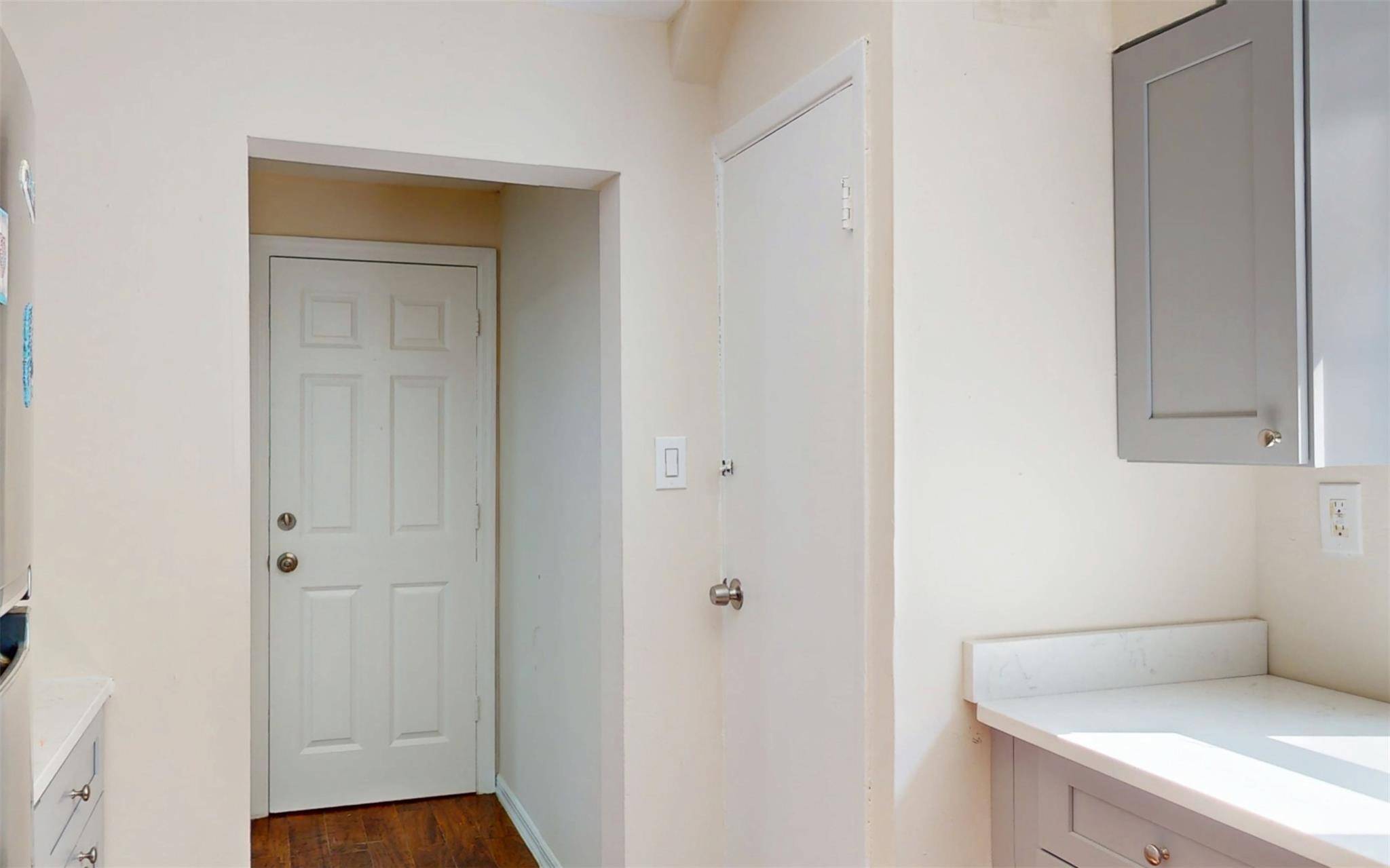 White Plains, NY 10606,236 Battle AVE #1