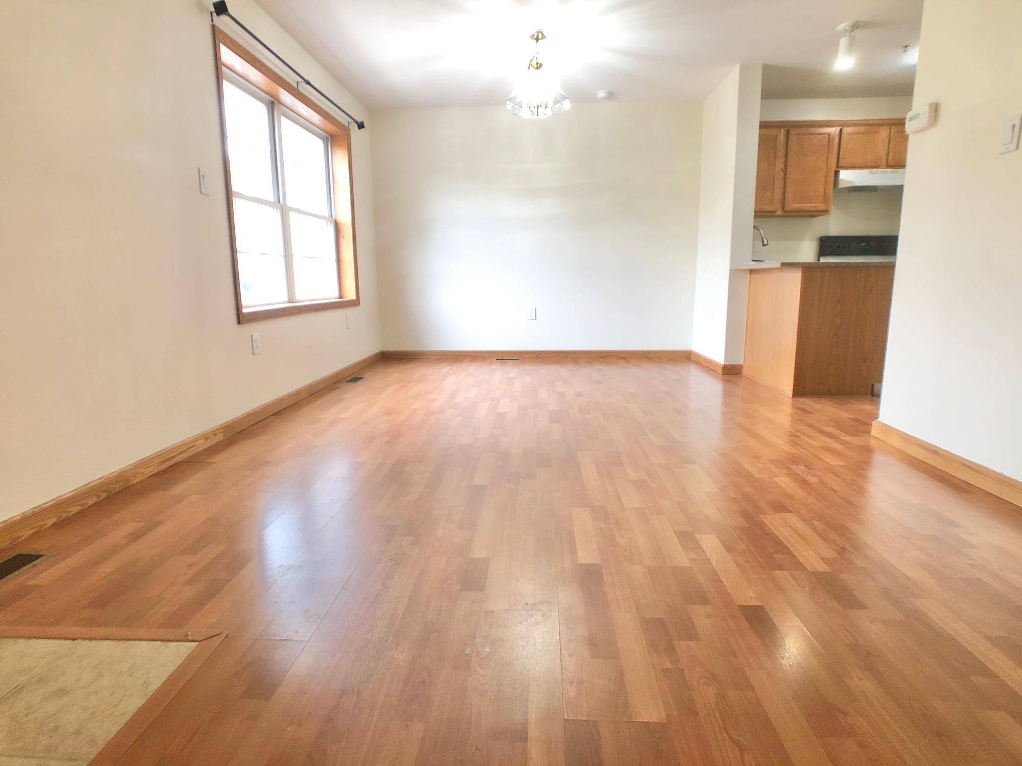 White Plains, NY 10606,327 W Post RD #A
