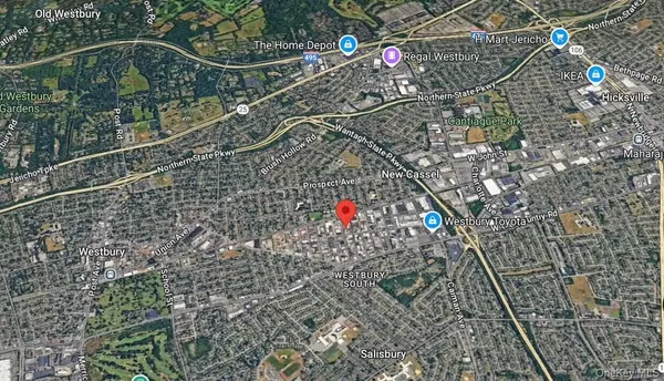 Westbury, NY 11590,88 Urban AVE