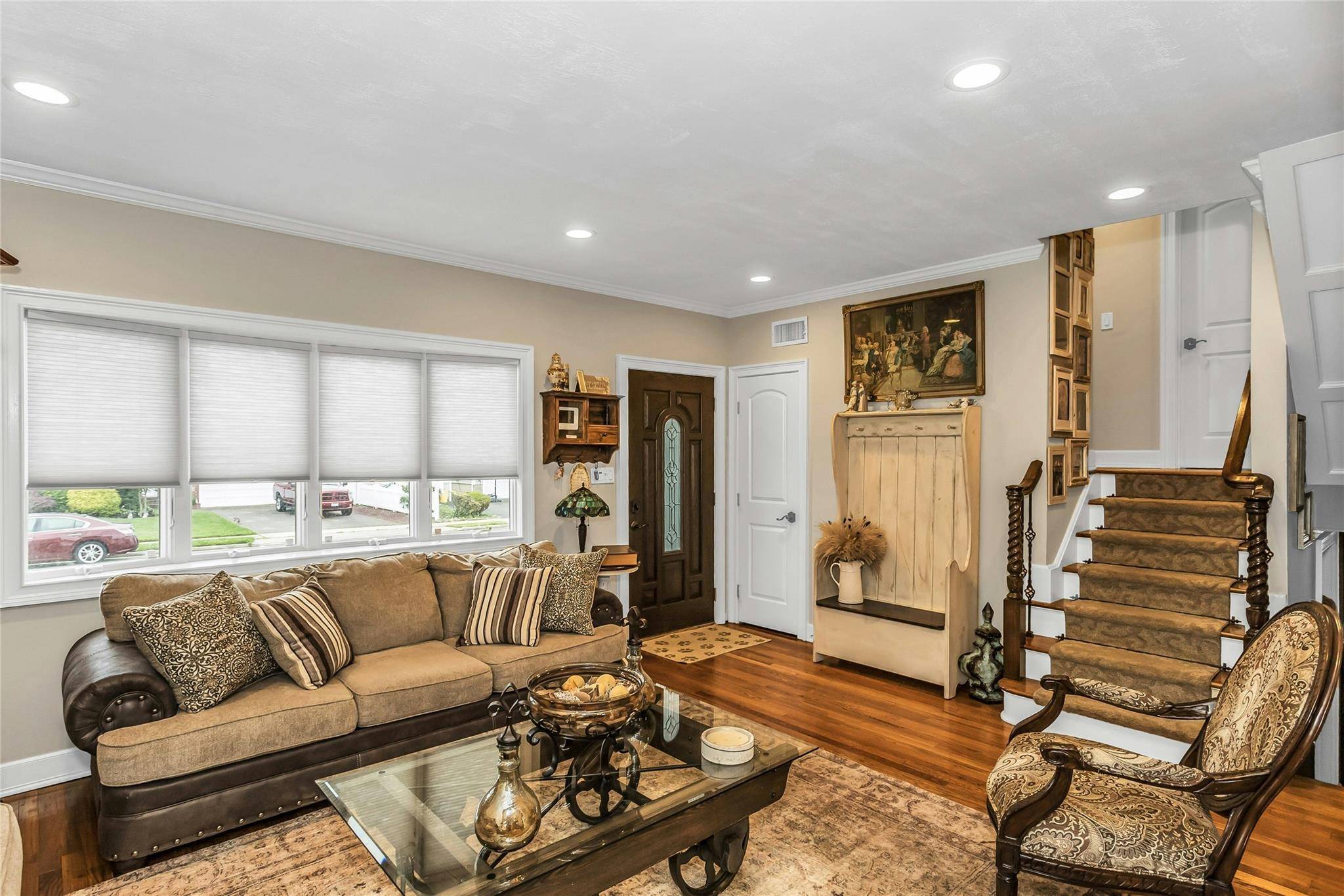 Massapequa, NY 11758,484 N Atlanta AVE