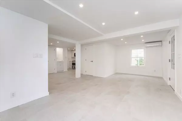 Woodmere, NY 11598,1079 Stanton AVE