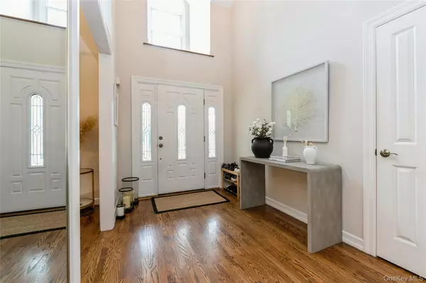 Mattituck, NY 11952,800 Ruth RD