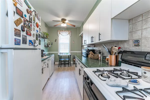 Lynbrook, NY 11563,185 Atlantic AVE #A4