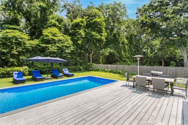 East Quogue, NY 11942,Address not disclosed