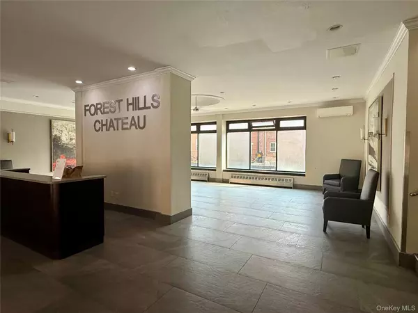 Corona, NY 11369,58-03 Calloway ST #3EE