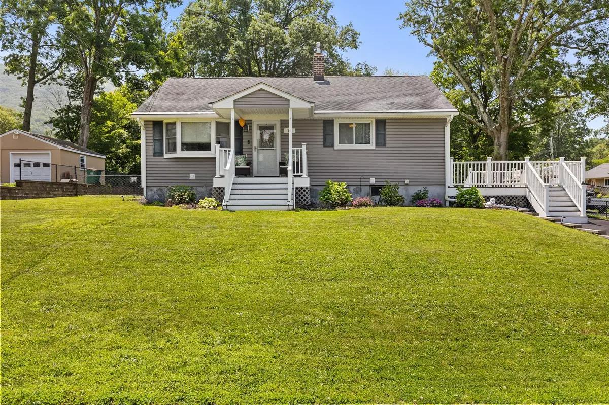 Beacon, NY 12508,14 Park LN